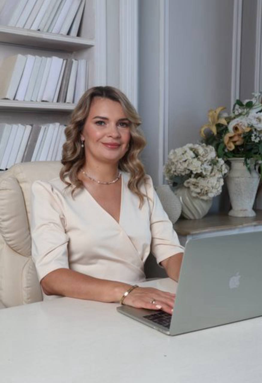 Анна Абрамова